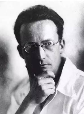 原来是这样的他提出薛定谔方程的时候比如我们看到的薛定谔是这样的