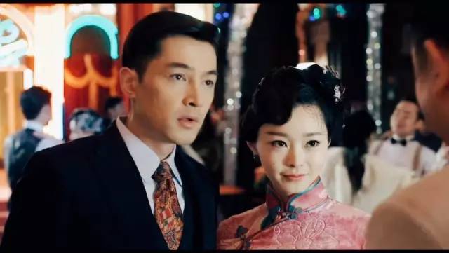 听书她的代号是白牡丹九