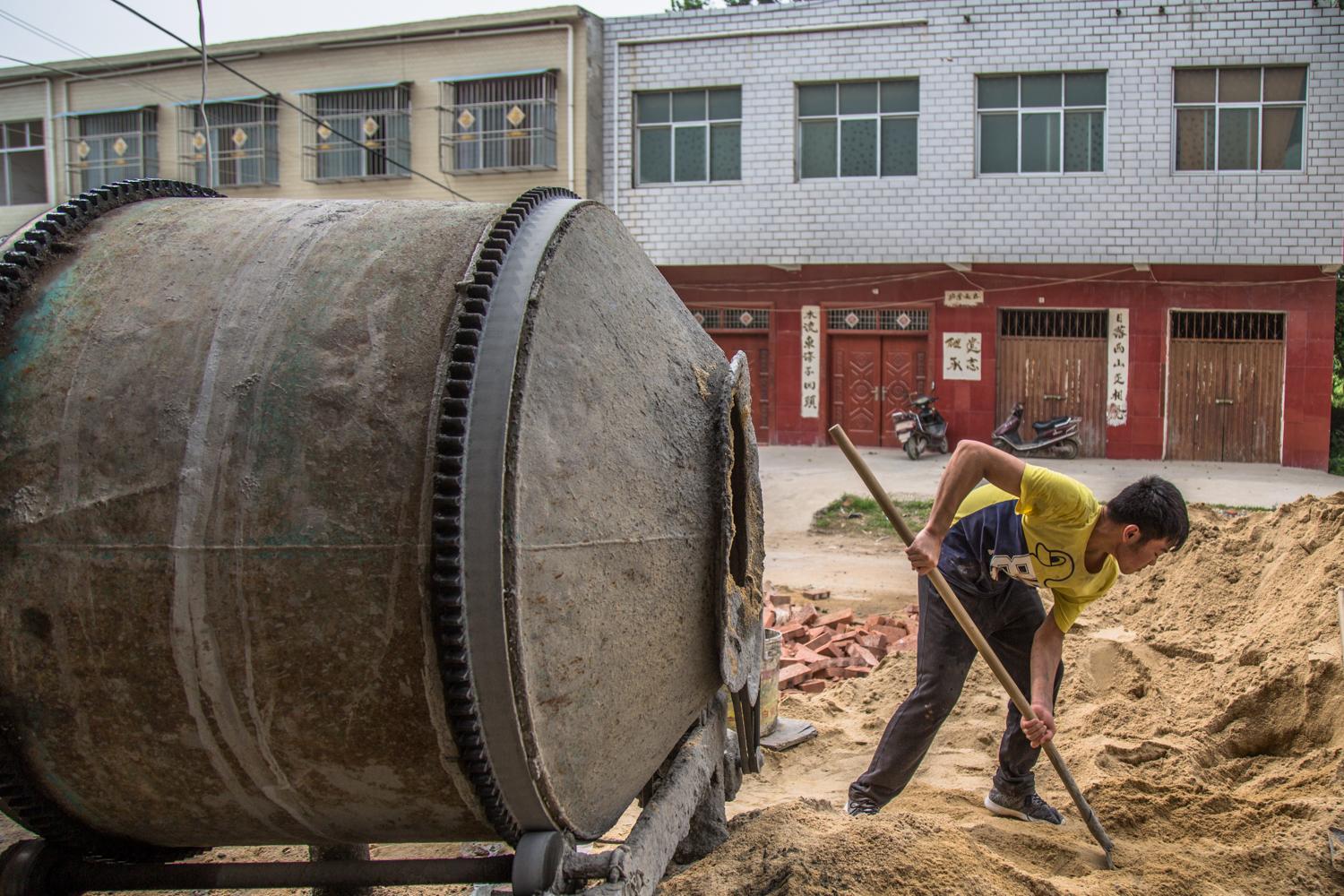 Ma bekerja sebagai buruh bangunan