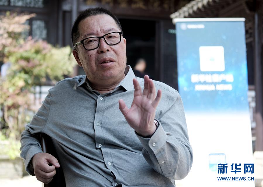 读了30多本医书,还专程请陈宝国,冯远征等演员到"孟河医派"诊所随