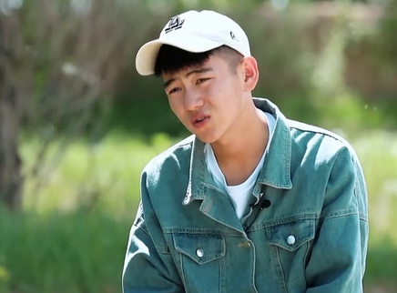 变形史上第一三好少年高肖男为徐爸卖烟卖酒