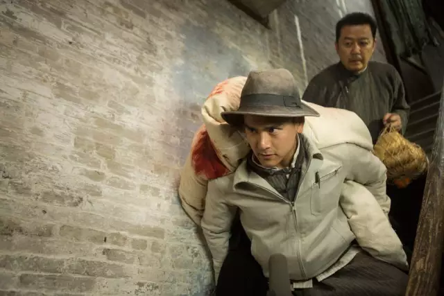 1941年,为了把茅盾夫妇等文化人士转移出香港,东江游击队展开了一场