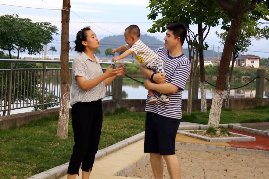 暑假到了,一大波海娃火热来袭……_凤凰财经