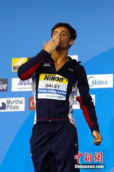 2017国际泳联世锦赛跳水男子10米台决赛在布达佩斯举行,英国名将戴利