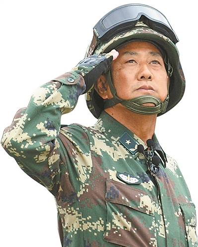 战味扑面而来军报记者全景呈现朱日和阅兵