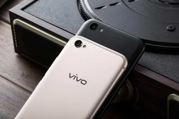 67近期,有媒体爆料称,vivo x11将采用全面屏设计,并支持屏下指纹