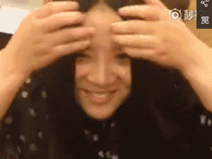 让姐完全信服头发遮挡能力的,还是米兰达可儿.