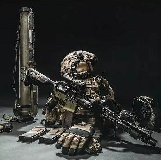美国大兵为何这么厉害,看看他们的装备就明白了!__凤凰网