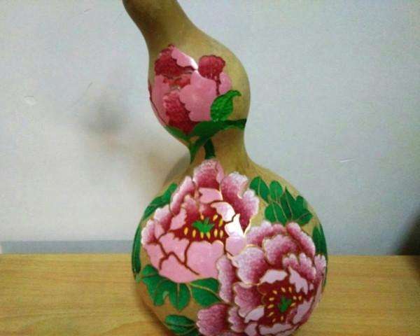 彩绘葫芦让多数喜爱制作葫芦的人感到有趣和简单