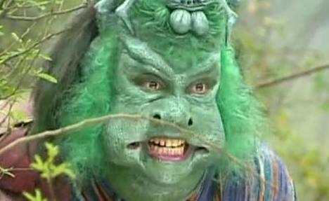 乃是饰演《乌龙闯情关》里的大牛,而且还饰演了《春光灿烂猪八戒》中