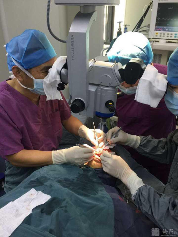 男子帮亲戚装修 不慎被切割机割去半个鼻子