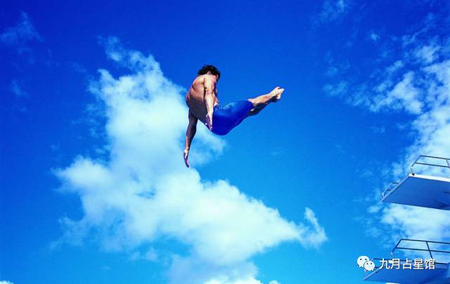 发生在狮子座-水瓶座的轴线的日月食,总是能特别用力地摇晃我们的生活