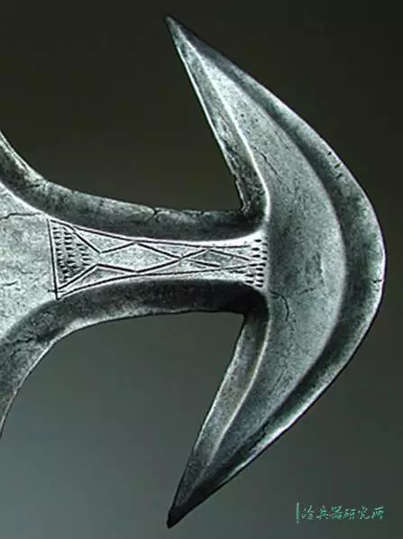 细数非洲部落奇葩武器,说起奇形冷兵器中国都要输给它!