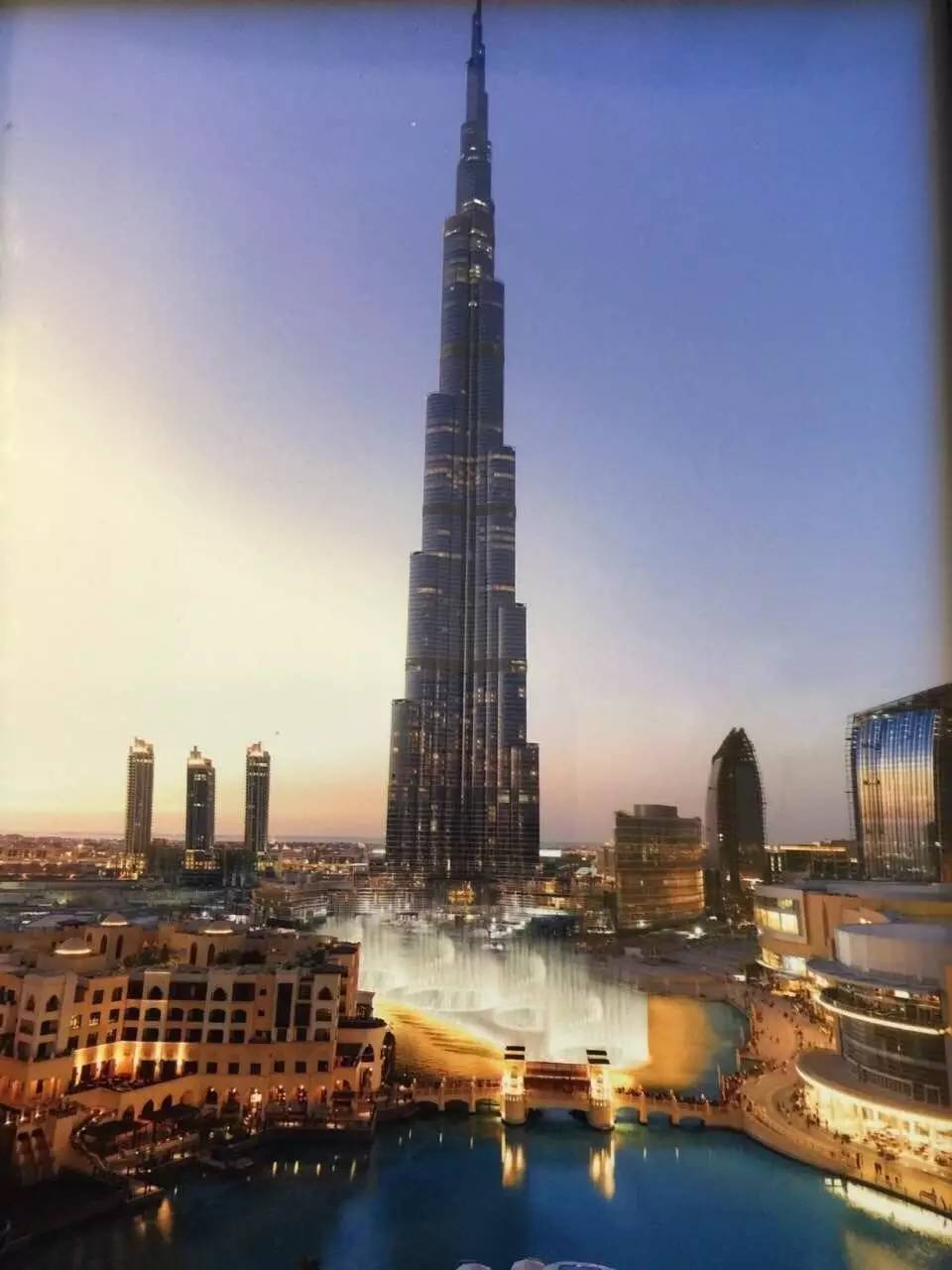 沙特迪拜再建造第一高塔928米! 