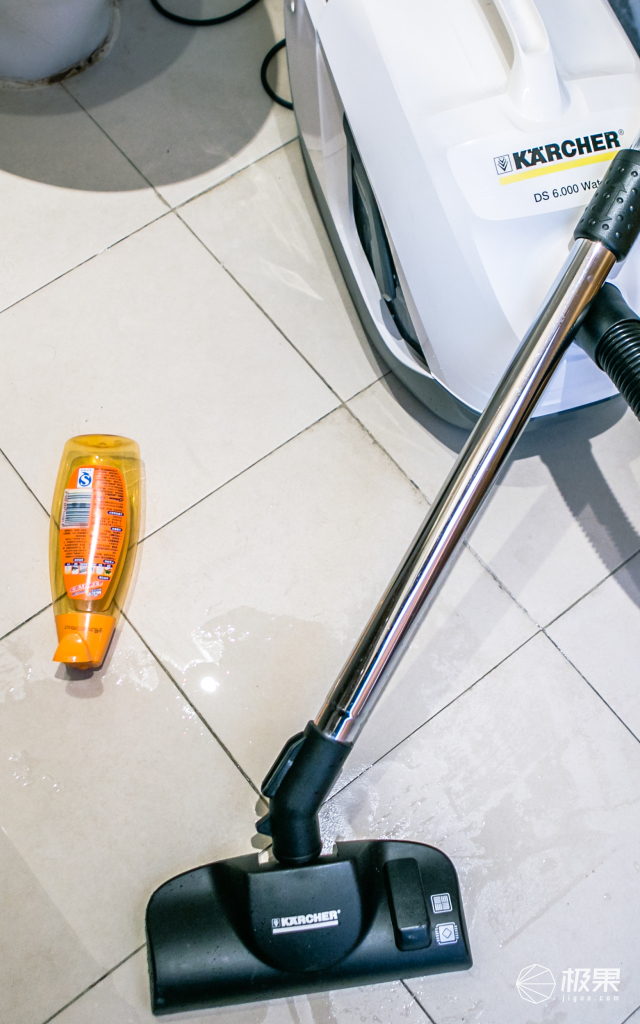 扫个地竟还有毒霾!这德国造"水吸尘器"除尘还能净化空气