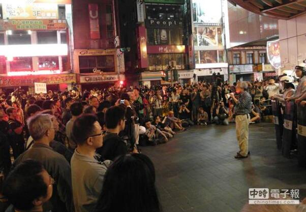 中国台湾网8月25日讯 据台湾"中时电子报"报道,"太阳花学运成员"洪