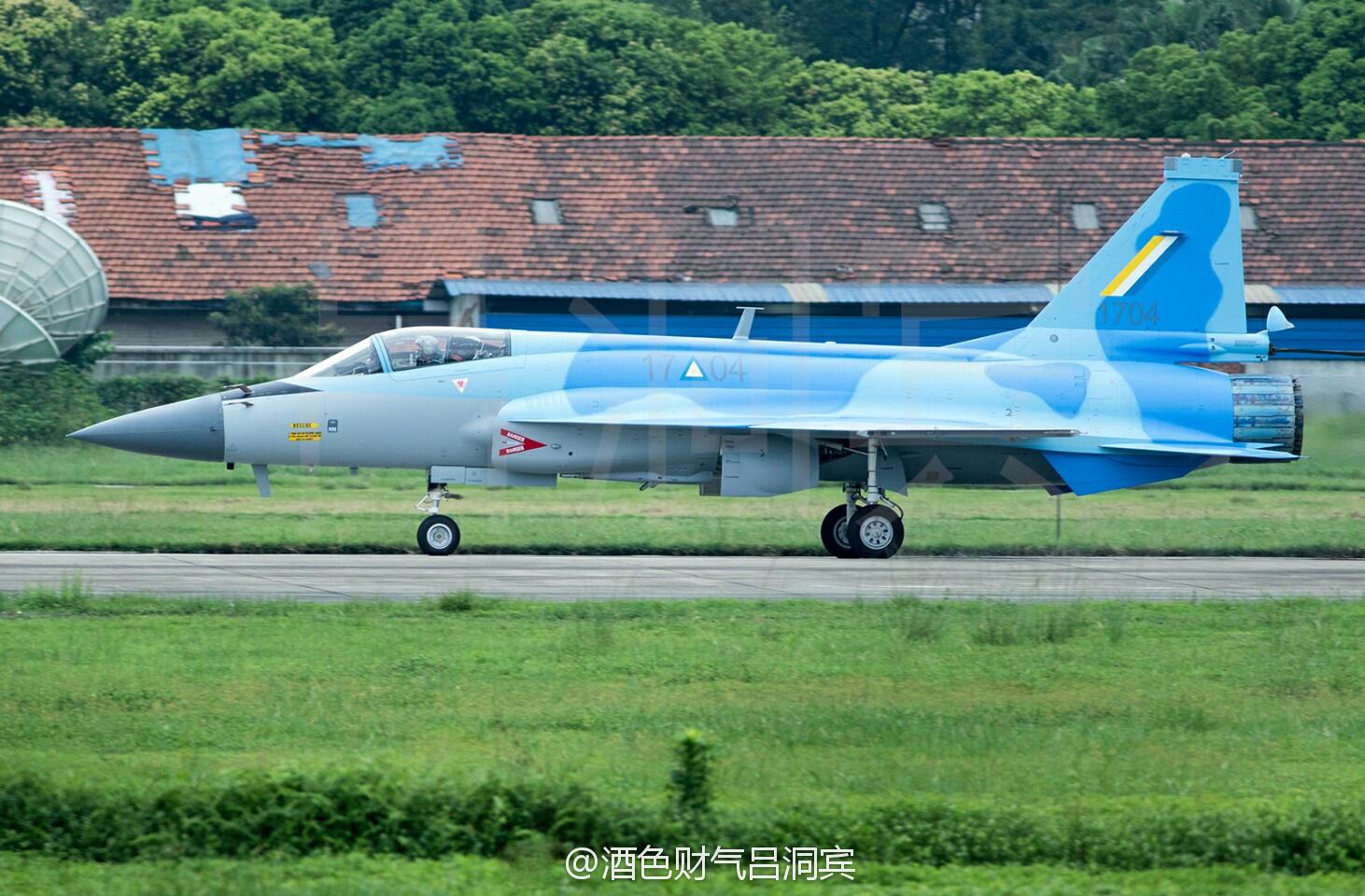 最新一架缅甸版枭龙战机曝新照庆祝枭龙首飞14周岁