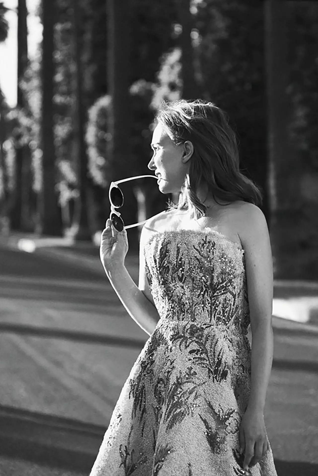 missdior娜塔莉波特曼最新代言写真演绎肆意青春年华