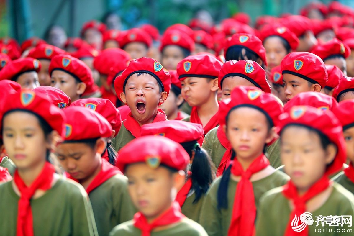 开学第一天!被熊孩子上学"表情包"萌一脸,实力演绎全身心拒绝开学