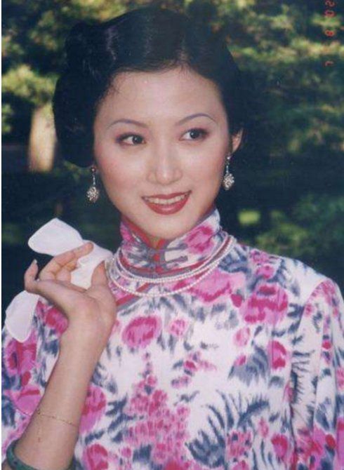 揭《金粉世家》八位小姐少奶奶现状,董洁离婚,舒畅半红不黑