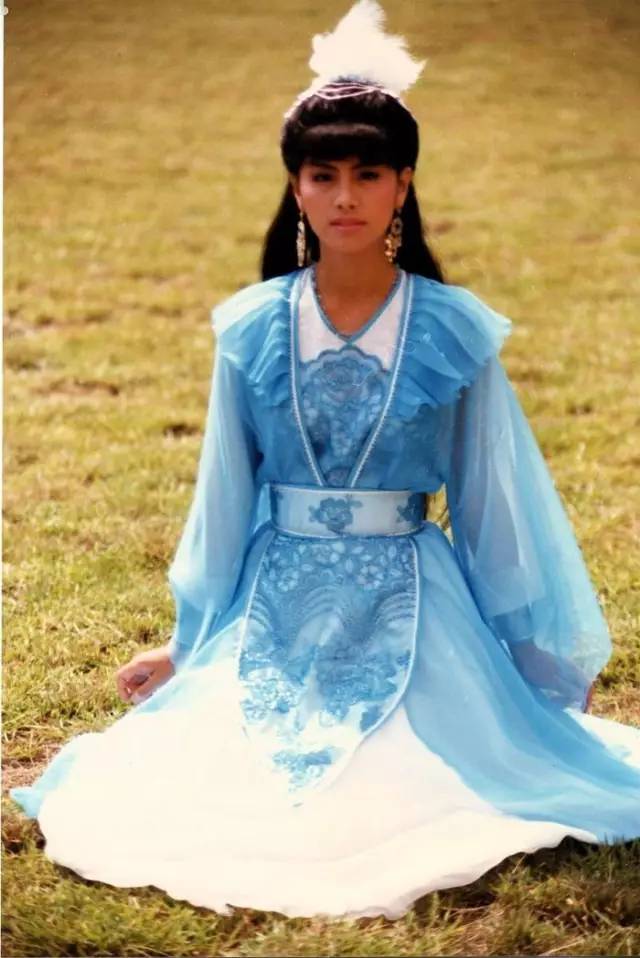 32年后已经蜕变成《锦绣未央》中一时温柔如水,一时心狠手辣的大夫人