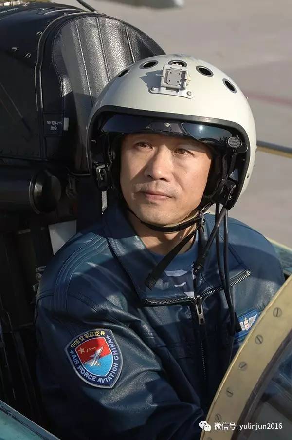 值抗日战争胜利纪念日之际奉上10位八一勋章获得者亲笔寄语附私照