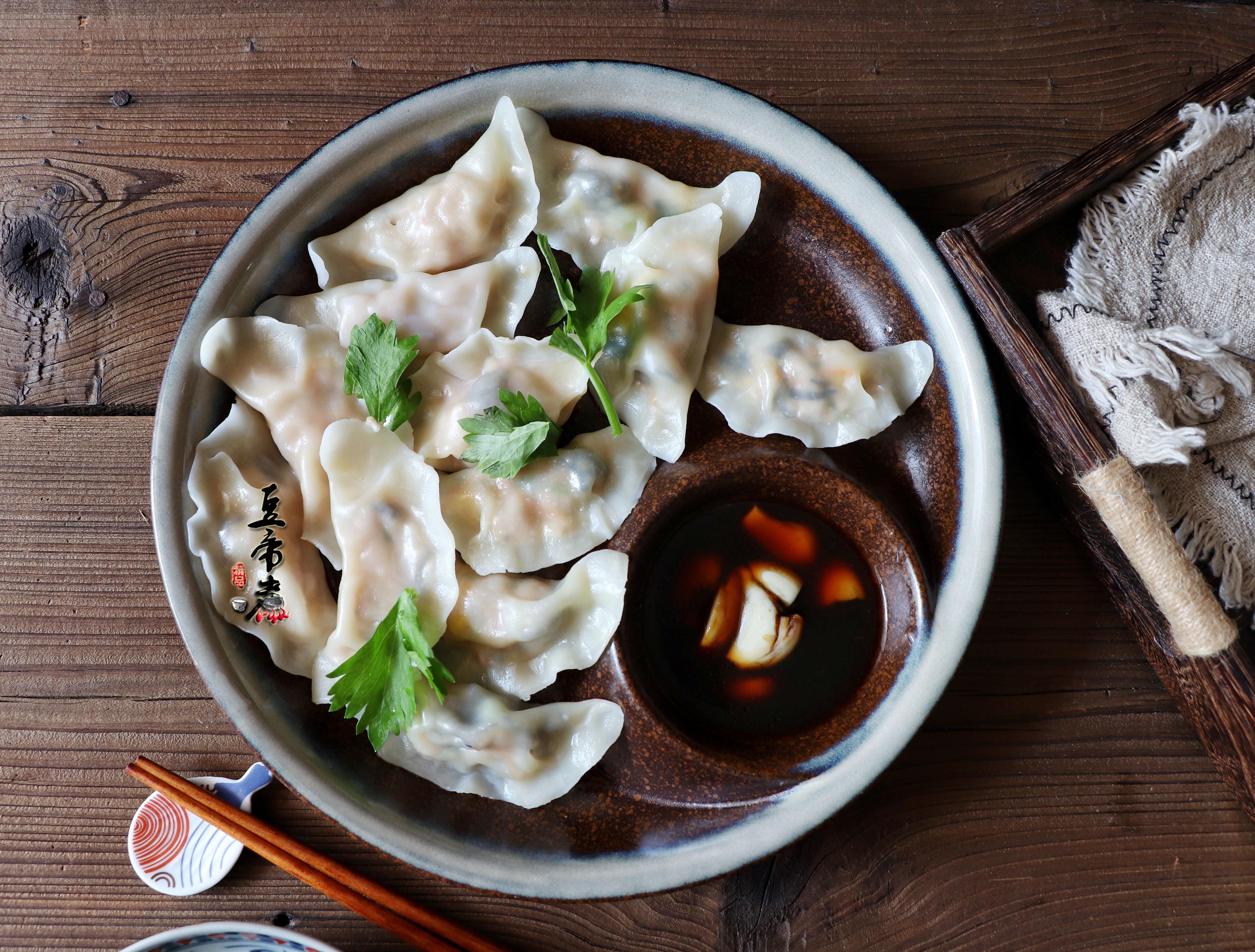 这几种美味蔬菜做成水饺,你吃过没有,再来一盘都不够吃,试试吧