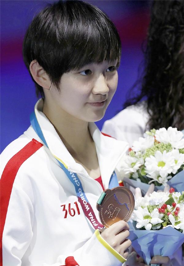 15岁天才破两项亚洲纪录 教练揭叶诗文沦落内幕