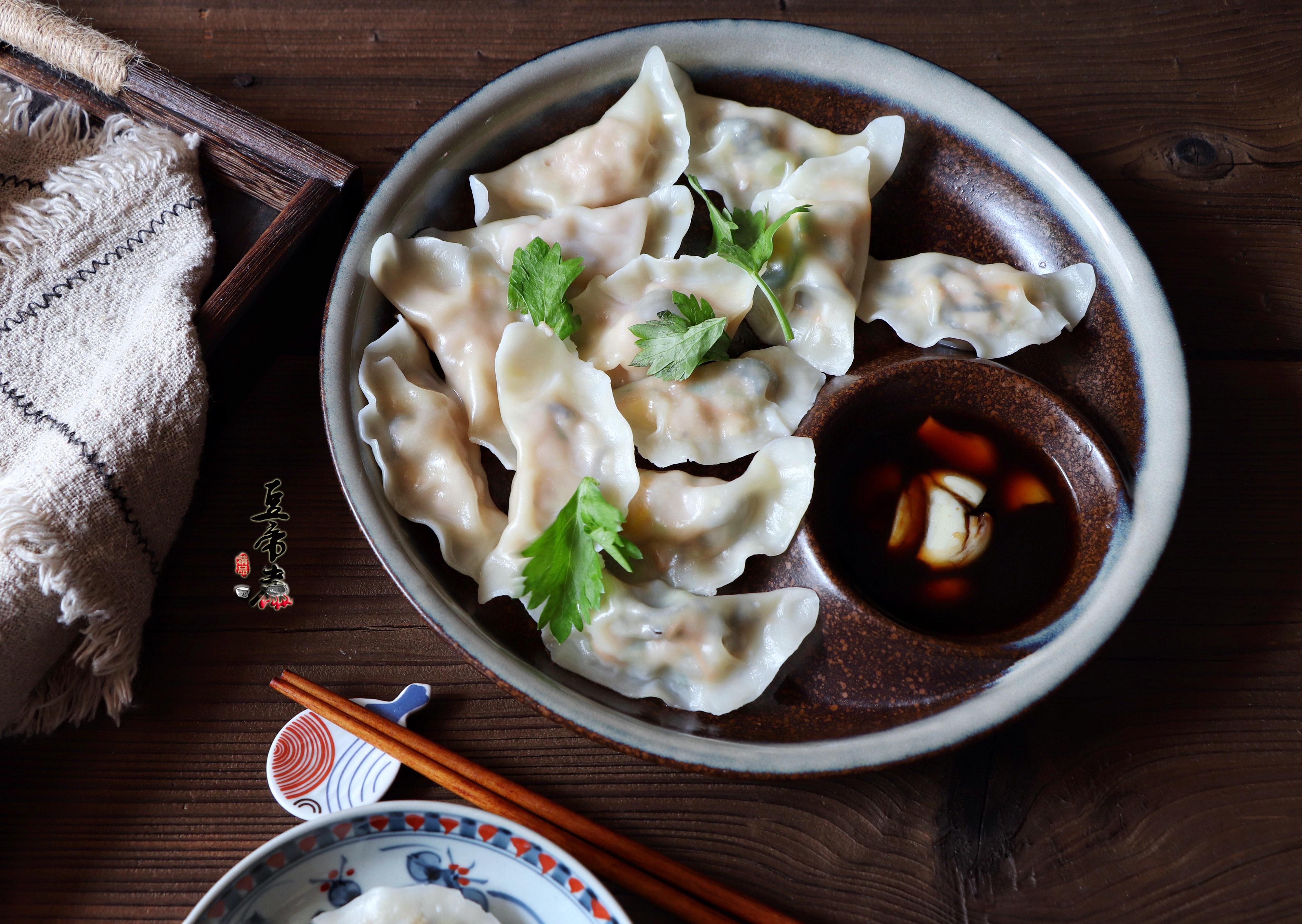这几种美味蔬菜做成水饺,你吃过没有,再来一盘都不够吃,试试吧