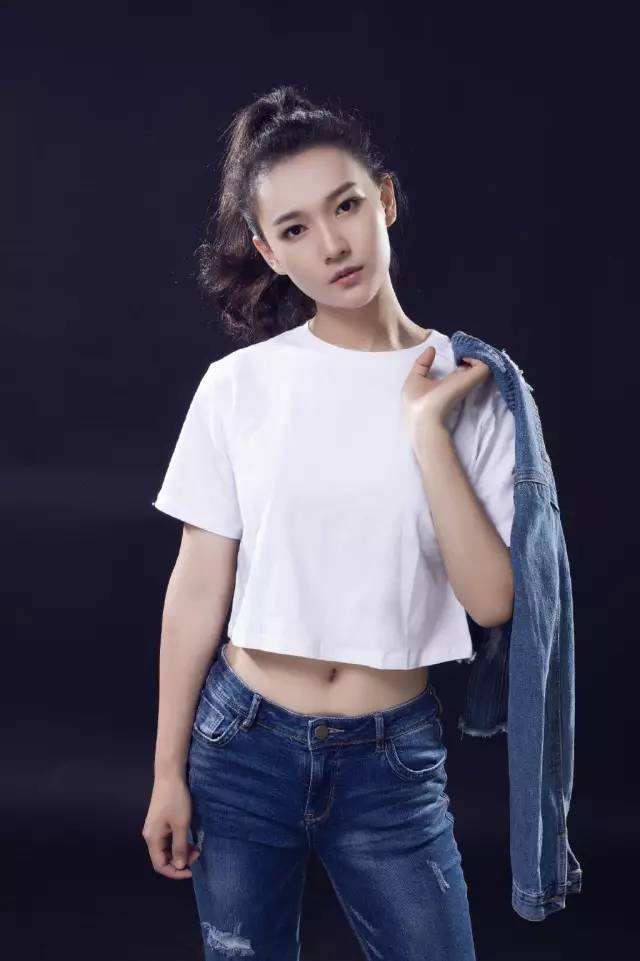 女版易烊千玺,小热巴,围观北电中戏上戏新生,粉丝