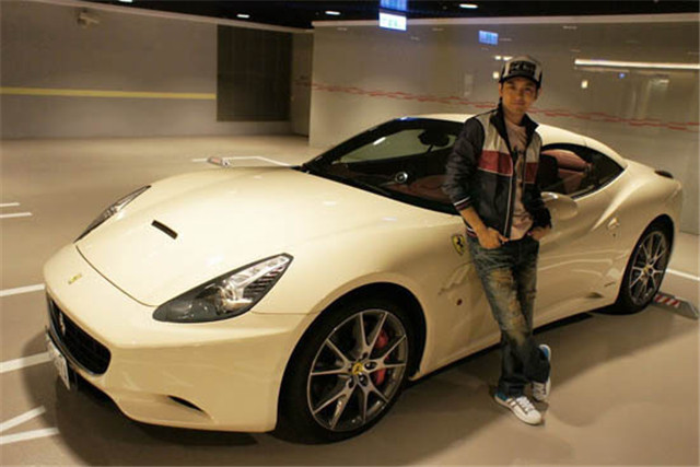 林志颖的豪车车库,每一辆都不低于300万,最贵一辆价值2个亿!