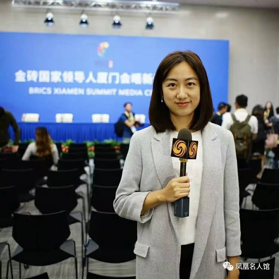 胡胤凤凰卫视特派记者胡胤采访金砖国家新开发银行副行长巴蒂斯塔