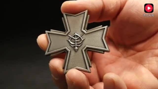 《机动战士高达》吉翁十字勋章完全开箱