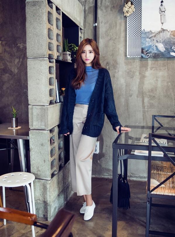 够吸睛 开衫毛衣搭配这四种裤子