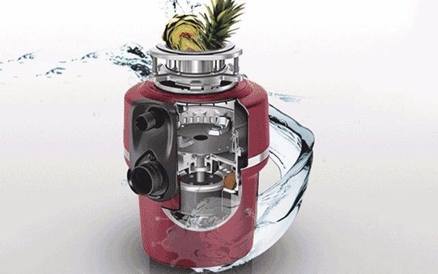 这款垃圾处理器采用了无刀片设计同时还搭载了dura-drive感应马达研磨