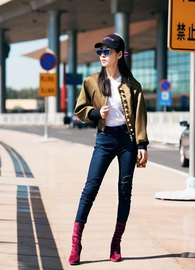 纽约时装周过后,张碧晨再现舞台,网友:张大爷秒变张少女了?