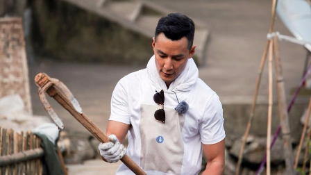 吴彦祖自曝以前与冯德伦不和:他可能嫉妒我帅