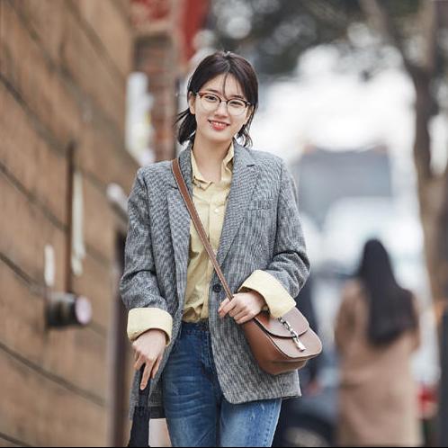 跟韩剧女主角裴秀智学穿搭,靠衣品收男神