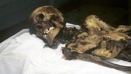 人没死就要穿寿衣?为什么不能这么穿?揭秘你不了解的殡葬大忌