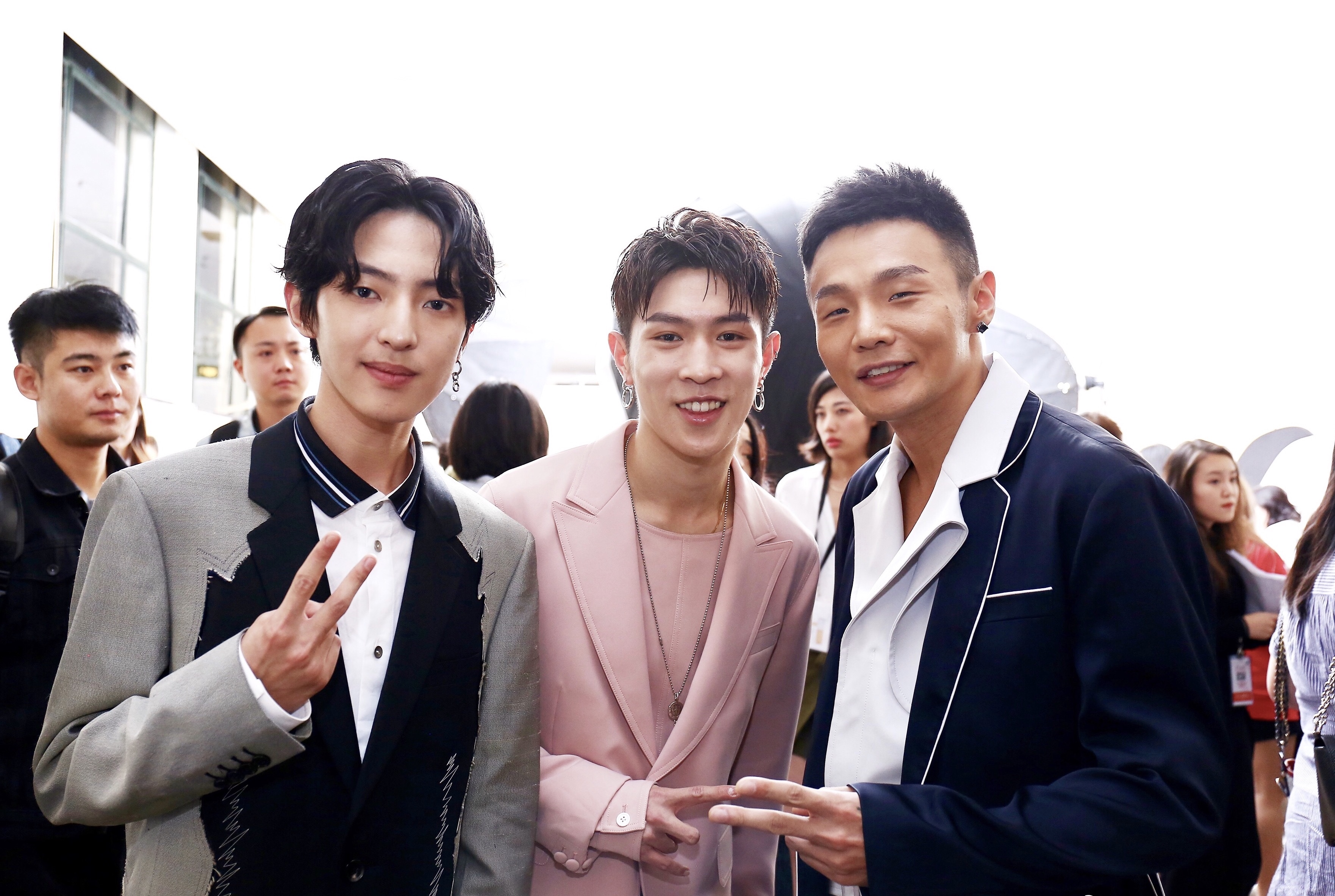 《明日之子》巡演赵天宇带上杨幂送的话筒,未来还会被杨幂力捧嘛