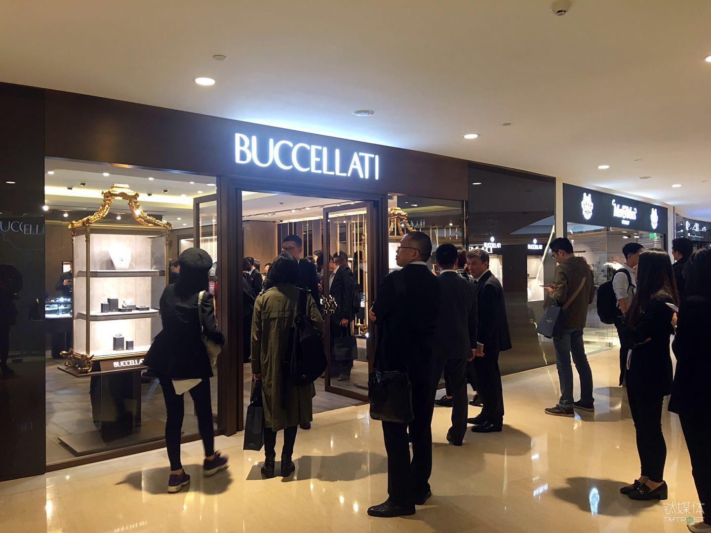 buccellati位于上海恒隆广场的精品店