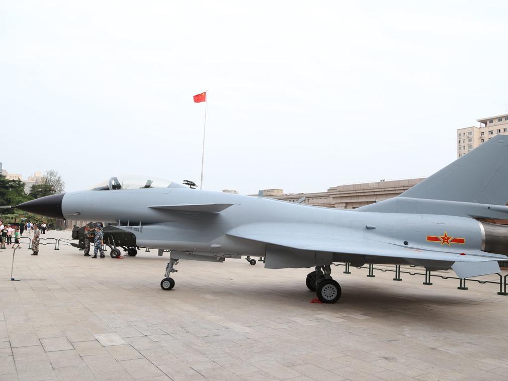 中国空军68周年 经典尘封画面公开 再现辉煌建军史