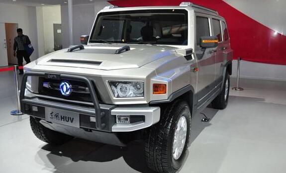 东风推猛士huv,最高15万,霸气不输路虎,汉兰达都不敢直视它!