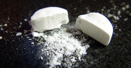 首款数字药丸获批内含可对外通讯的传感器