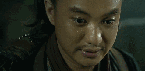 才说完"这个人可是我的挚爱亲朋,手足兄弟啊",一个神转折,"得加钱"