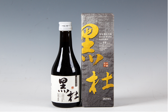 酿酒40年,非遗传人徐师傅用耘林黑杜酒为江阴正名:江阴有好酒!