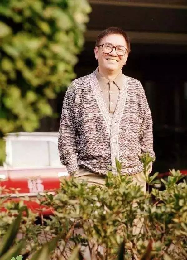 黄霑:不信人间尽耳聋,只惜再无沧海笑_凤凰资讯