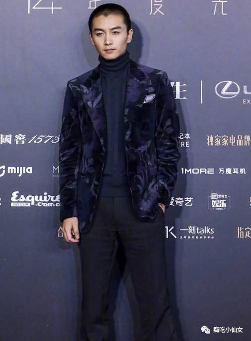 官方身高185的邓伦比180的杨洋还矮!男星身高也造假