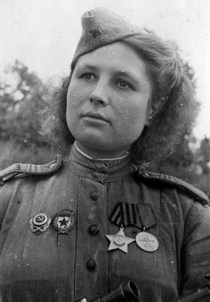 老照片苏联红军女兵