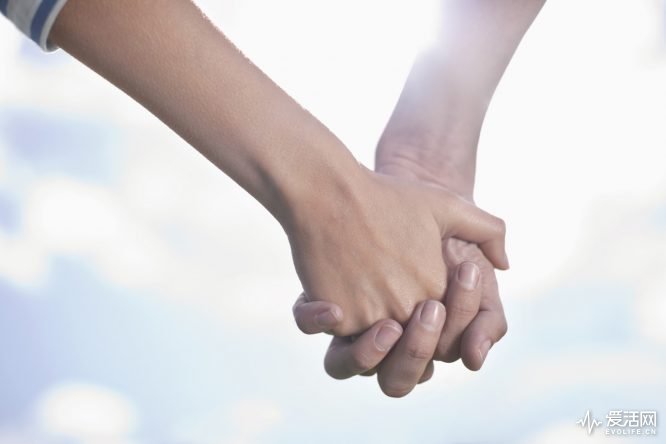 为什么护手霜是送给暧昧对象最好的礼物?